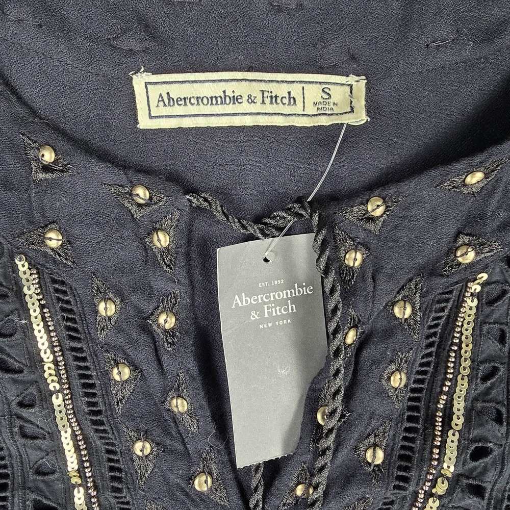Abercrombie & Fitch Blouse Womens Small Black Boho Embroidered Peasant Top NWT - Picture 4 of 13